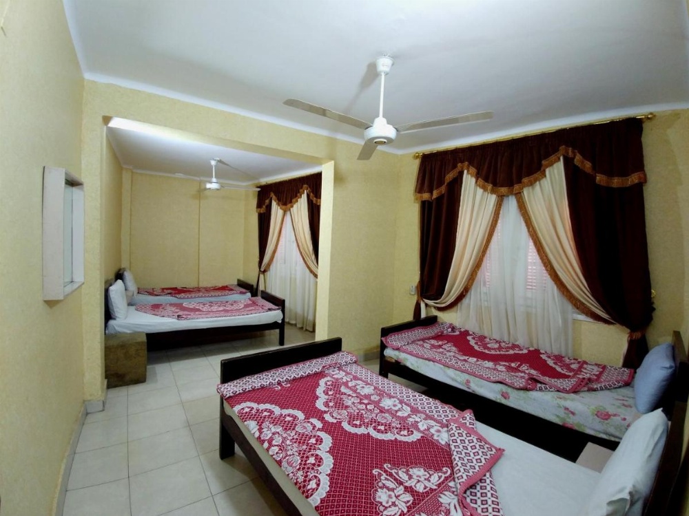 Quadruple Room with Shared Bathroom
