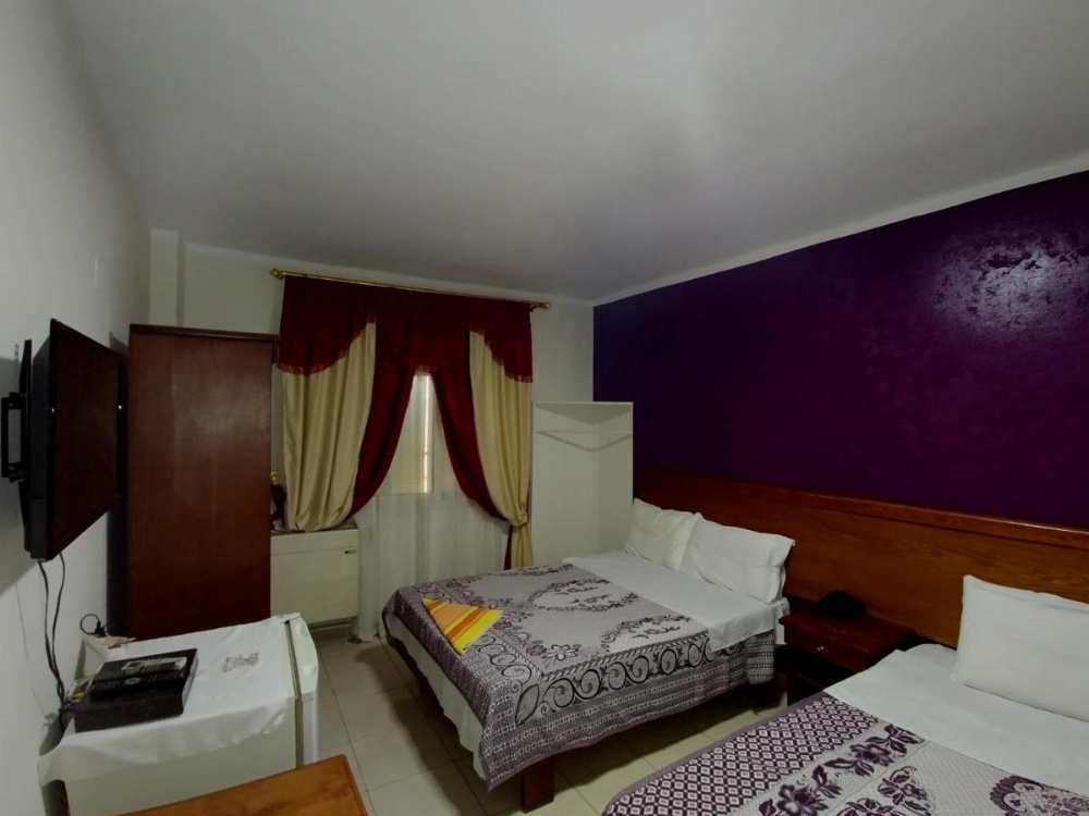 Room image 2